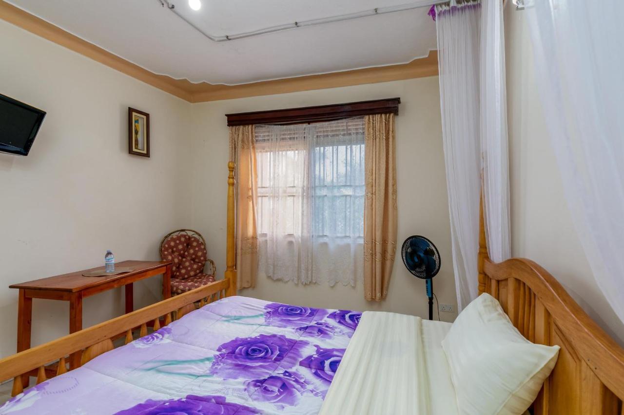 Airport Side Hotel 엔테베 외부 사진